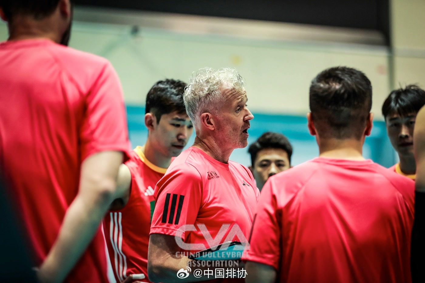 八个小组, 此次能够入, 日晚