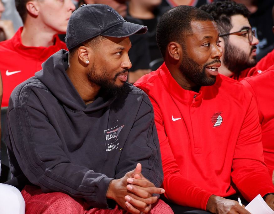 tenan, 开拓者队在